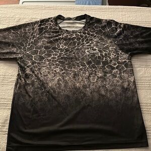 Black and Gray Patterned T-Shirt